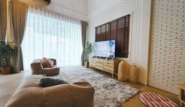 Heart of Chiangmai old town Entire villa with private pool and garden - 3BR/2BA