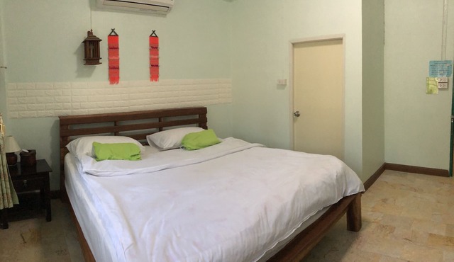 Heun Baan Rong Khun Resort