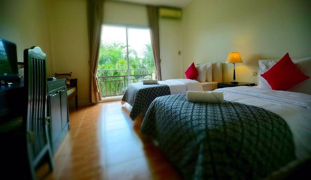 Home and Hill Resort