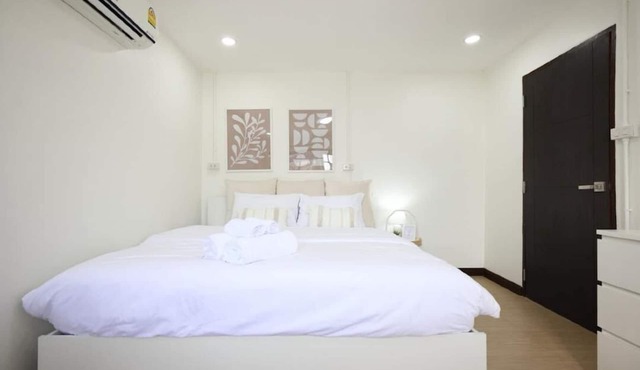 Homely Modern Minimal House Nimman Chiang Mai