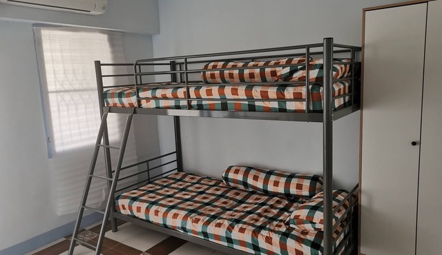 Housemate Share Space