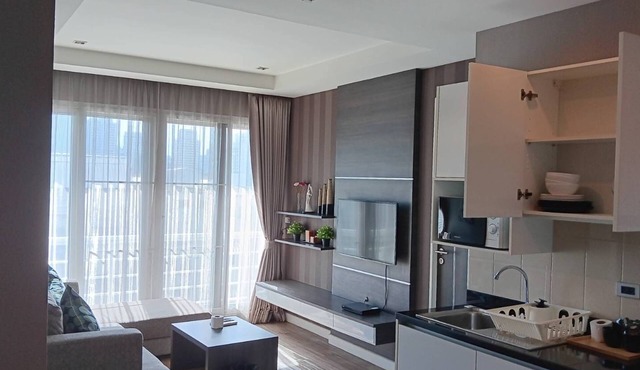 J RESIDENCE THONGLOR 8