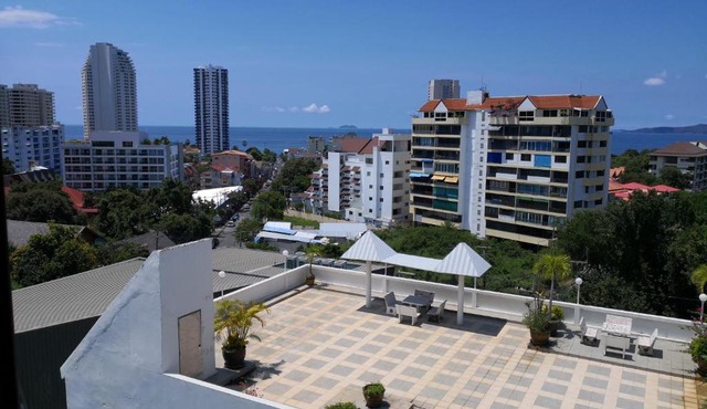 Jomtien Hill Resort Pratamnak in Pattaya