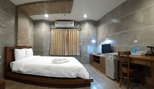 Komol Residence Bangkok in Bangkok