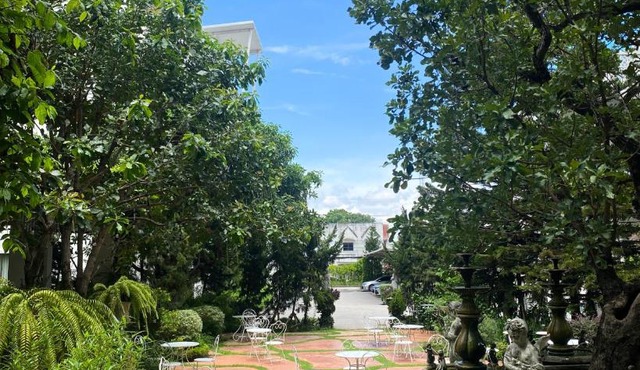 Koranaree Courtyard Boutique Hotel