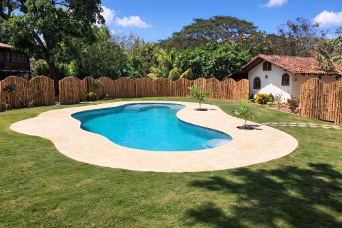 La casita blanca, Las Planadas next Yankee Beach in Escamequita