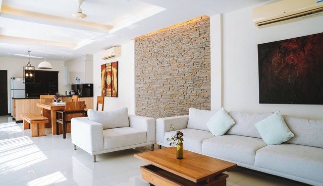 Layantara Villas in Thep Krasattri