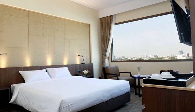 Louis' Tavern Hotel Don Muang