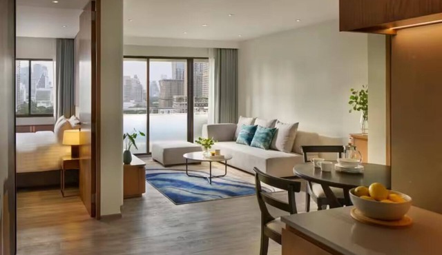 Luxe 2 BR Appt/- Monthly