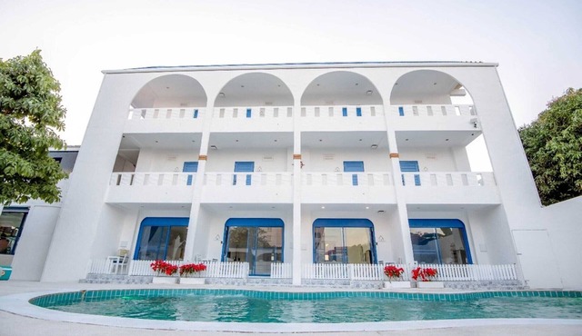 Luxe Double Getaway | Beachside Bliss
