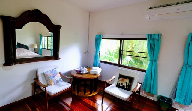 Lyndale Lodge