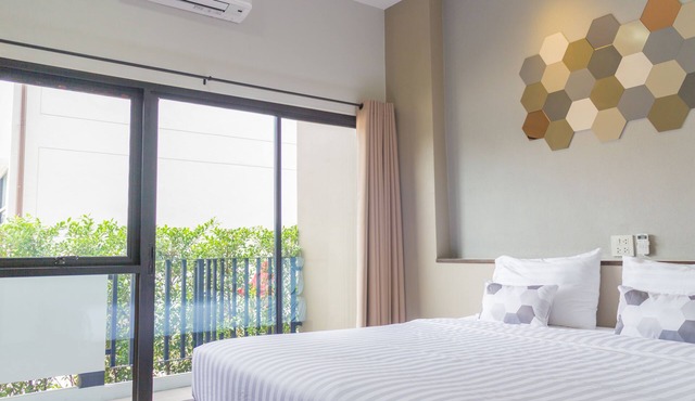 M2 Hotel