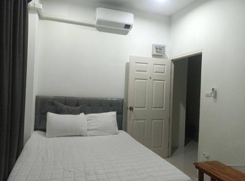 Master Wit Private room in Rawai