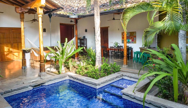 Miskitu House, Colonial Oasis Private Pool & Courtyard Heart of Granada in Granada