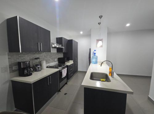 Modern executive apartment with views and parking in Managua