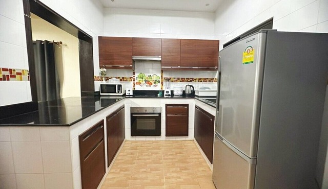 nhouse - North Pattaya Beach 5 bedrooms 3 bathrooms near Walking Street, Central
