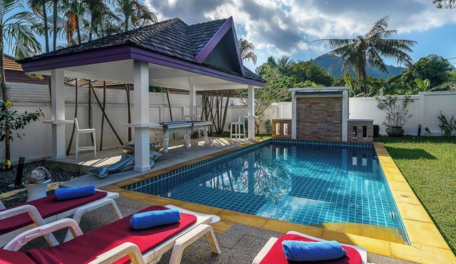 Nok Sawan - beautiful villa with 3 bedrooms large garden private pool