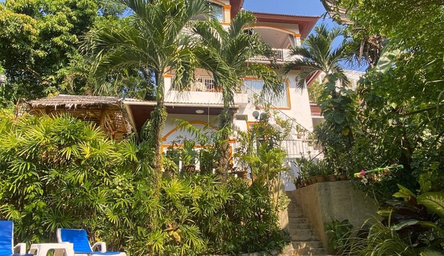OASIS Villa Private 1BR Luxury Pool Suite