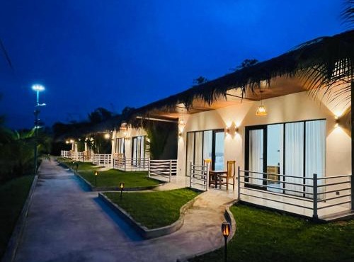 PalmTown Boutique & Suites in Phumĭ Kâmpóng Sâmraông