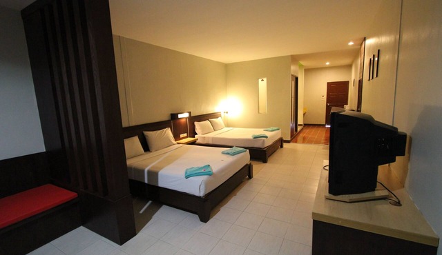 Paradise Resort