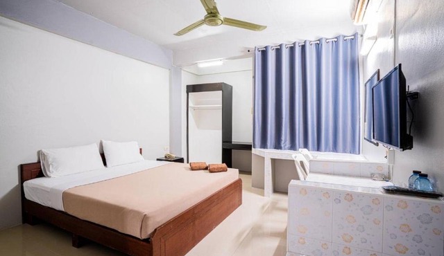 Pasawang Hotel (โรงแรมภาสว่าง) in Hat Yai