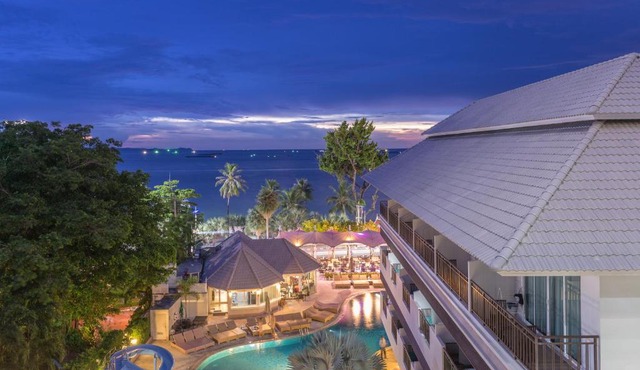 Pattaya Discovery Beach Hotel