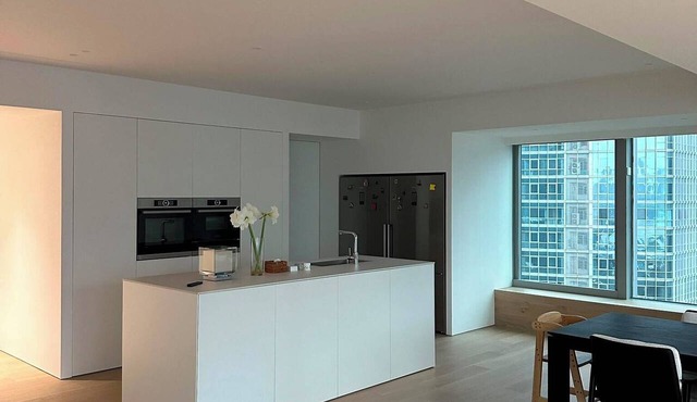 Perfect 1-bedroom apartment with AC in enchanting Phai Ling