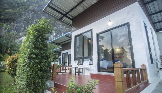 Phuphayot Resort