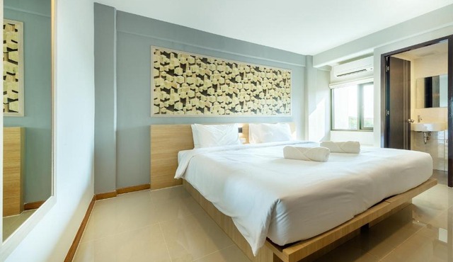 PLAAI Play Hotel