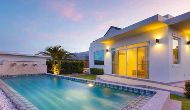 Poolside Hideaway Villa S126