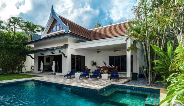 Private 3 Bedroom Pool Villa, Spacious, Few minutes drive to Naiharn beach