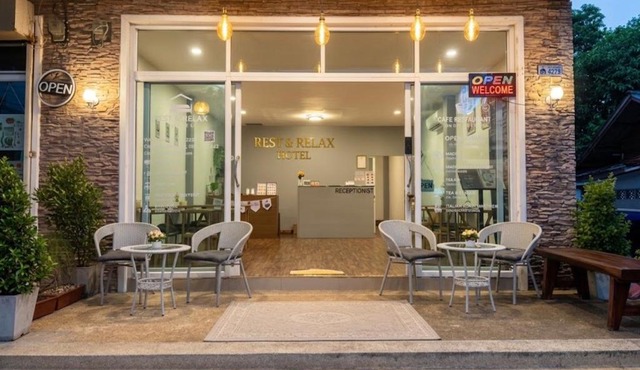 Rest And Relax Hostel in Ko Lanta