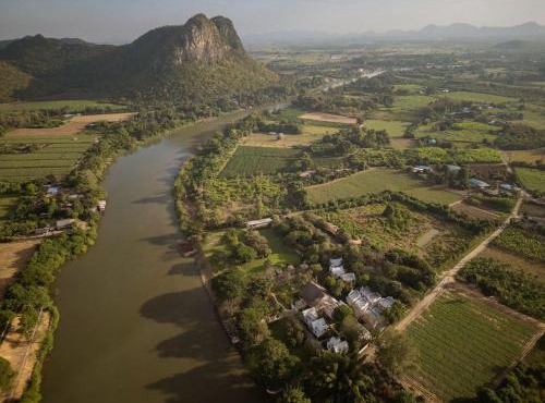 River Kwai Kiri Resort