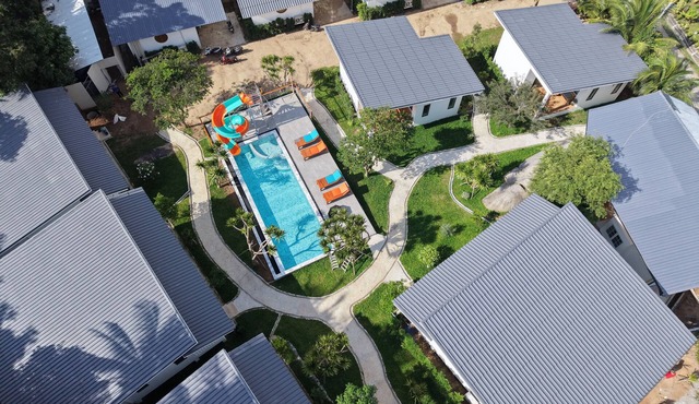 Rock & Lune Boutique Villas