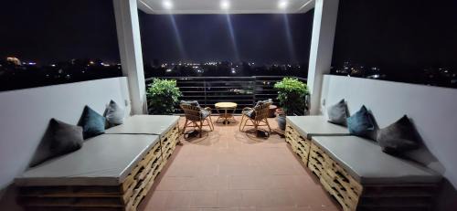 Rooftop View Home in Kampot