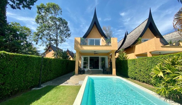 Royal Shell by Utalay Koh Chang