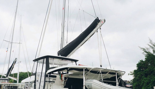 S/Y P&B: 2017 Lagoon 42 in owner's version (3-cabin layout).