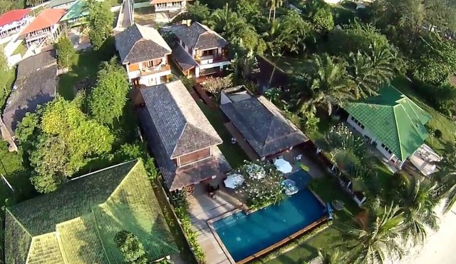 Samui Baan Phulay Luxury Beachfront Villa