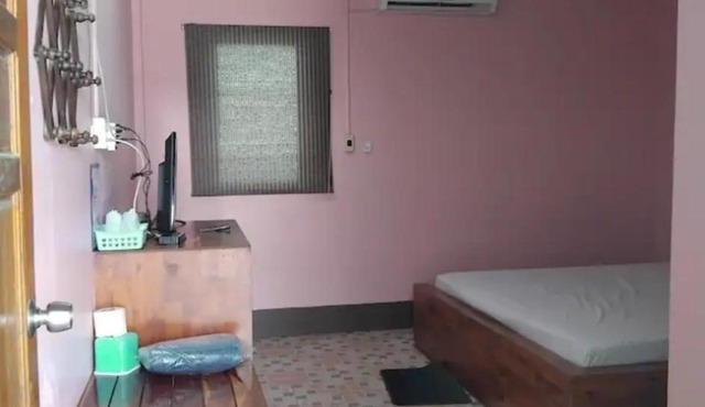 Saran Resort room 1
