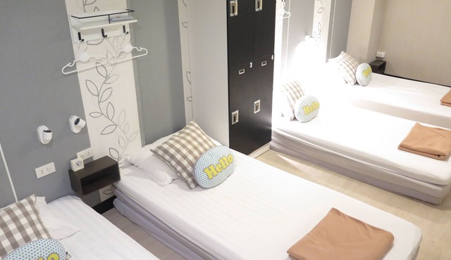 Save Family room in Center of Silom