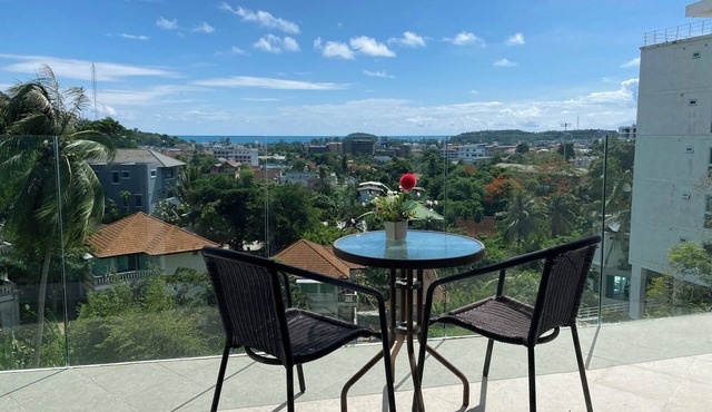 Sea view apartment, 5 minutes drive from Kata Beach M07