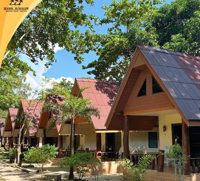 Season Bungalow in Nuea Khlong
