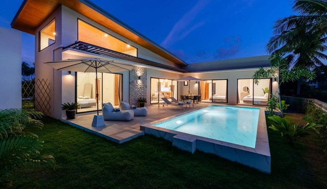 Sereniwood 1 - 3BR Villa with Private Pool