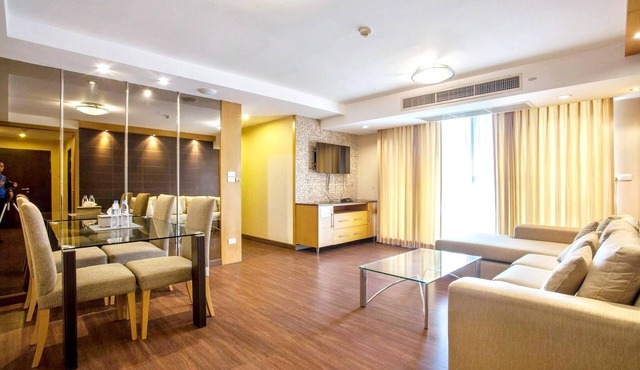 Short-Term Rental Allowed - 5A Downtown Bkk Serviced Apartment