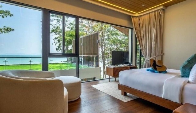 Sinae Residence Pool Villa in Ratsada