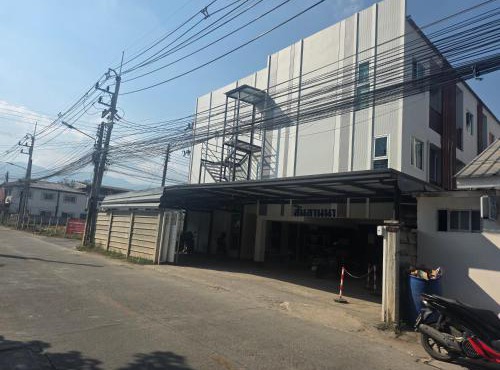 Sinlanna Apartment in Chiang Mai