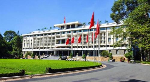Son Tung Hotel - De Tham Street in Ho Chi Minh City