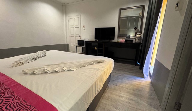 Stay At Bedroom in Patong