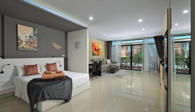 Studio Pool Access Nai Harn Beach Capital Pro