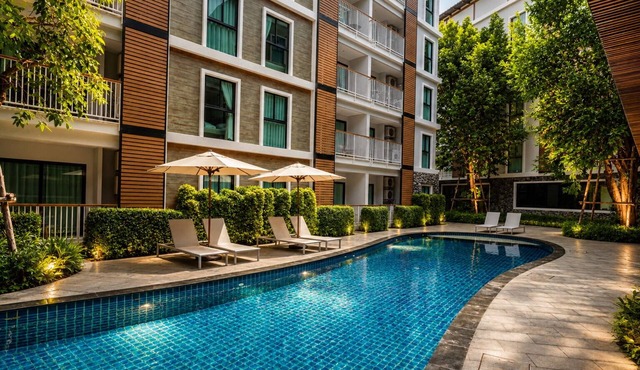 Stylish 1BR Condo Rawai |Walk to Beach |Pools&Gym